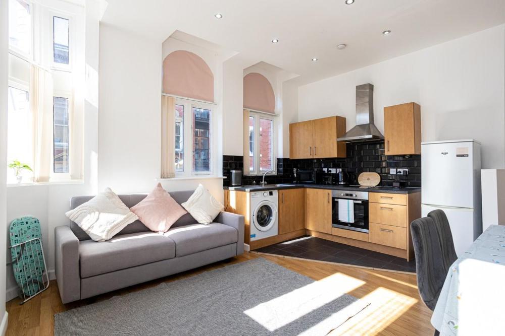 Central Liverpool L1 外观 照片