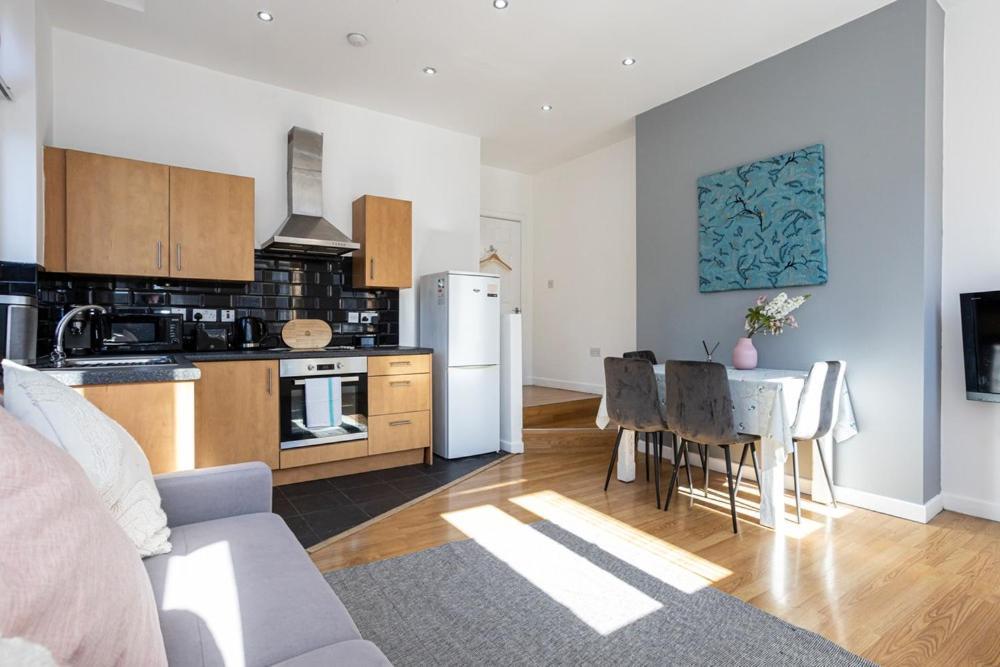 Central Liverpool L1 外观 照片