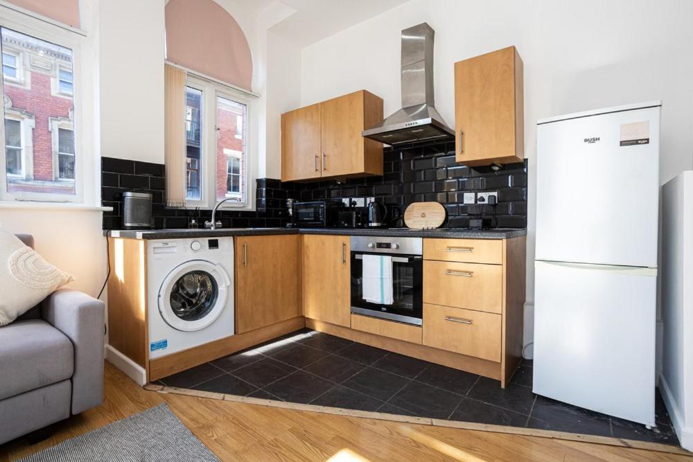 Central Liverpool L1 外观 照片